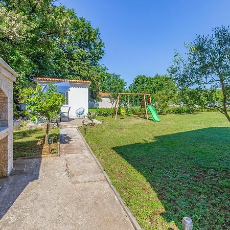 2 Bedroom Gorgeous In